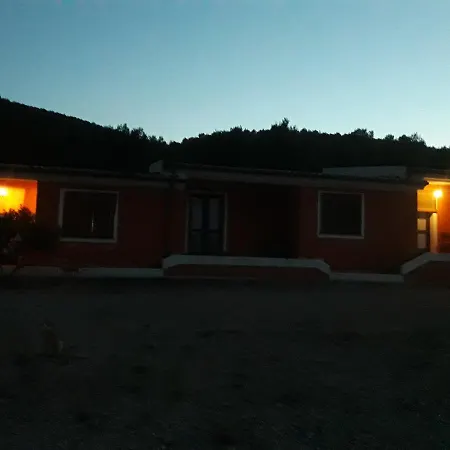 Country house Agriturismo Arena Del Sol *